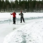 Kruunupuisto 4* פונקהריו