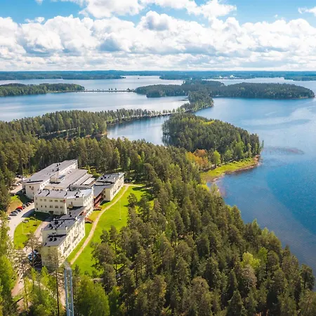Kruunupuisto Hotel