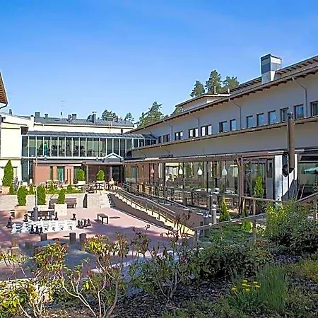 Kruunupuisto Hotel 4*