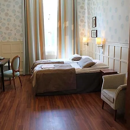 Kruunupuisto Hotel 4*